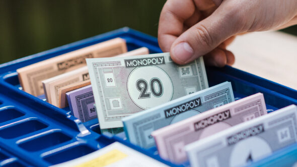 Dinero Monopoly